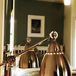 Prairie House - Boutique Townhouse Guest house
